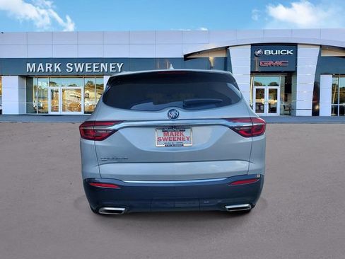 Used 2020 Buick Enclave Premium w/ Sun and Sites Package AWD/4WD image 33