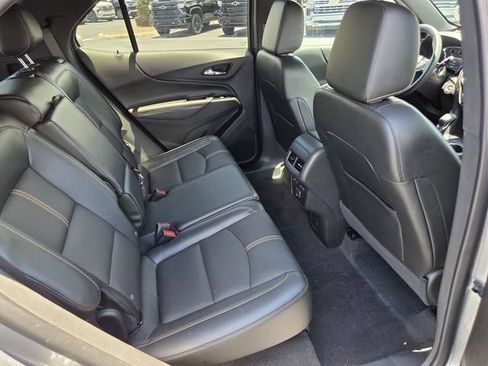 Used 2023 Chevrolet Equinox Premier FWD image 17
