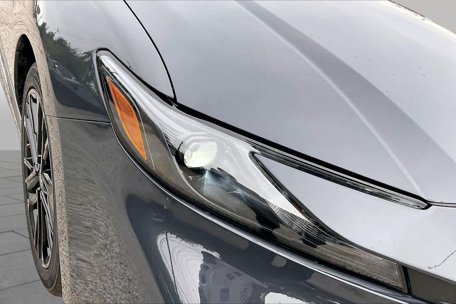 Used 2025 Toyota Camry SE FWD image 27