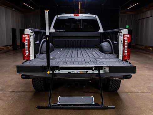 Used 2025 Ford F250 King Ranch AWD/4WD image 9