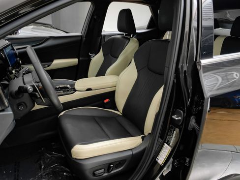 Used 2023 Lexus NX 350 AWD image 34