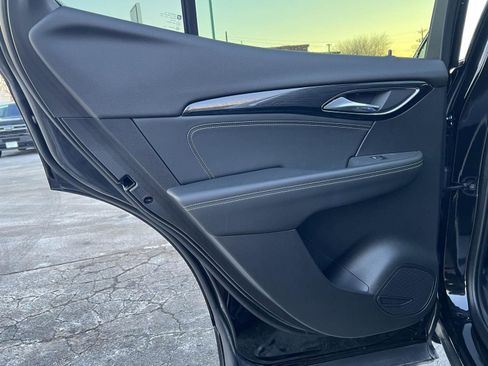 Used 2021 Buick Envision Essence w/ Technology Package I image 18