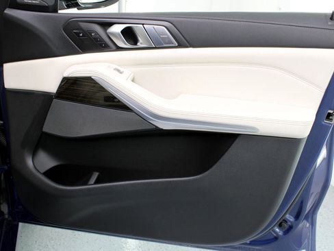 Used 2019 BMW X7 xDrive40i w/ Premium Package image 58