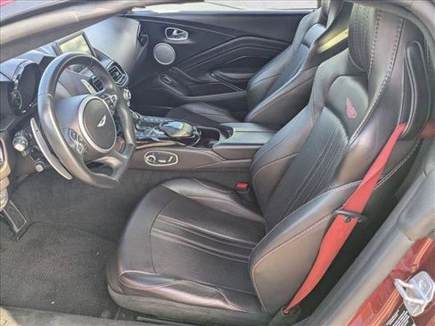 Used 2021 Aston Martin V8 Vantage Roadster image 16