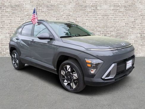 Used 2025 Hyundai Kona SEL image 1