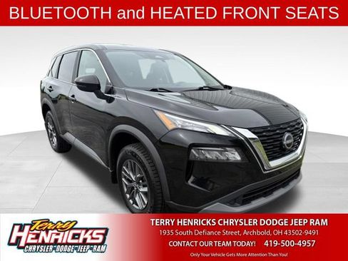 Used 2023 Nissan Rogue S AWD/4WD image 1