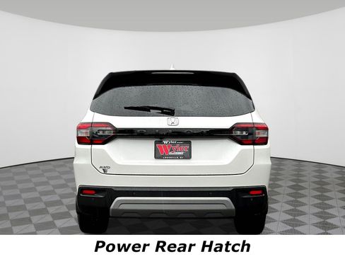 Used 2025 Honda Pilot EX-L image 5