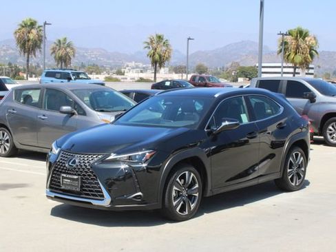 Certified 2025 Lexus UX 300h FWD image 3