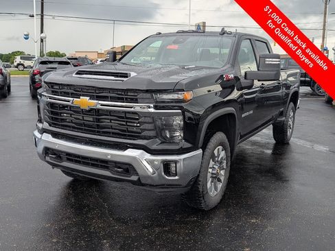 New 2026 Chevrolet Silverado 2500 LT w/ All Star Edition AWD/4WD image 3