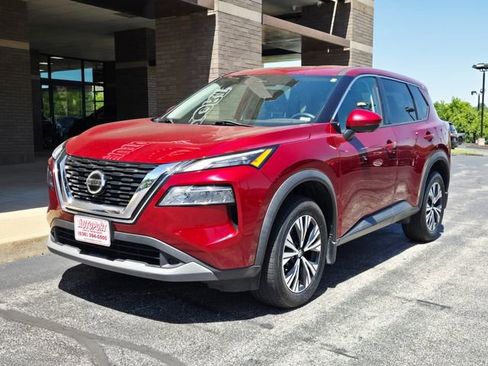 Used 2021 Nissan Rogue SV FWD image 3