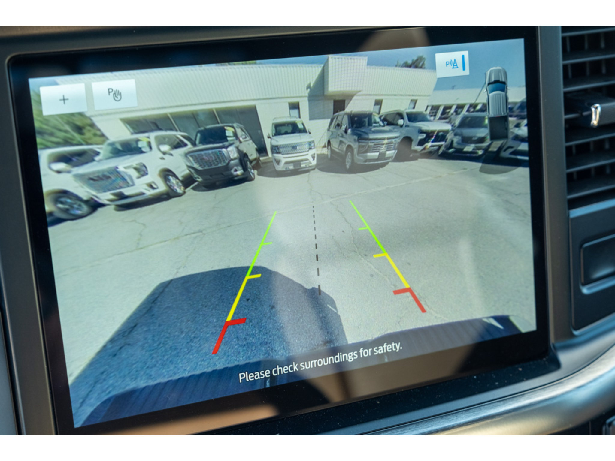 Used 2022 Ford F150 Lariat AWD/4WD image 23