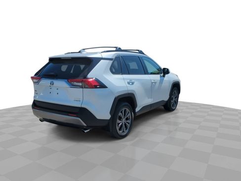 Used 2022 Toyota RAV4 Limited AWD/4WD image 8