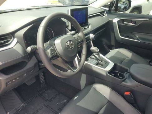 Used 2025 Toyota RAV4 XLE Premium w/ Weather Package AWD/4WD image 17