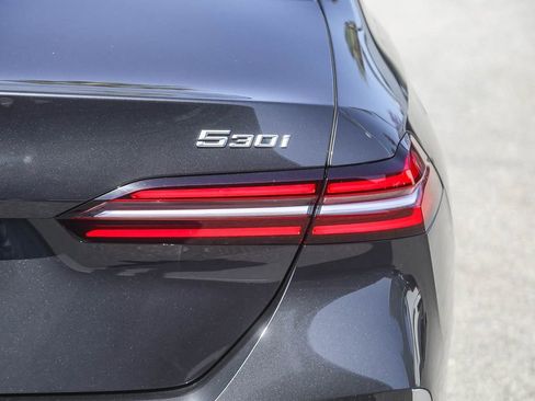 New 2026 BMW 530i RWD image 7