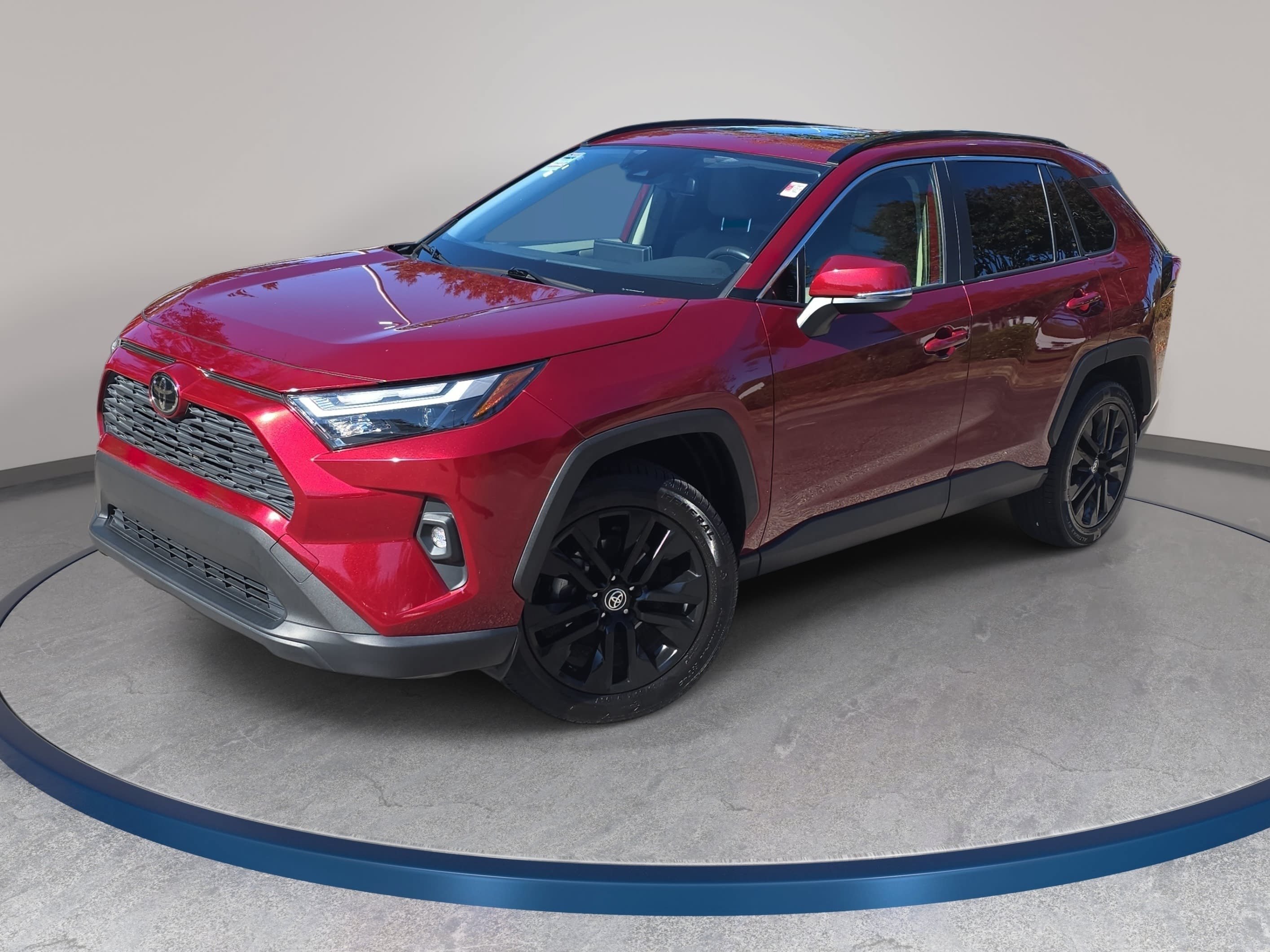Used 2023 Toyota RAV4 XLE Premium FWD image 1