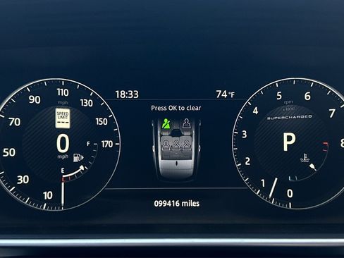 Used 2017 Land Rover Range Rover Long Wheelbase Supercharged image 10