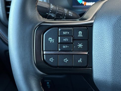 Used 2024 Ford Expedition Platinum AWD/4WD image 28