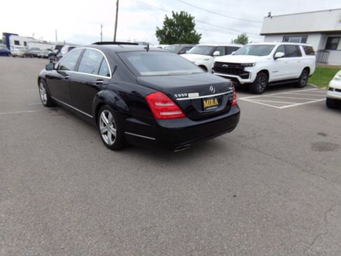 Used 2011 Mercedes-Benz S 550 4MATIC image 8