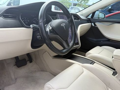 Used 2018 Tesla Model S AWD image 11
