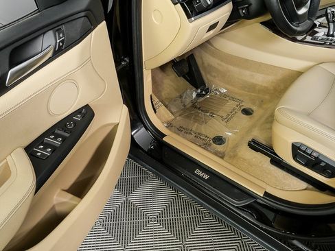 Used 2015 BMW X3 sDrive28i image 7