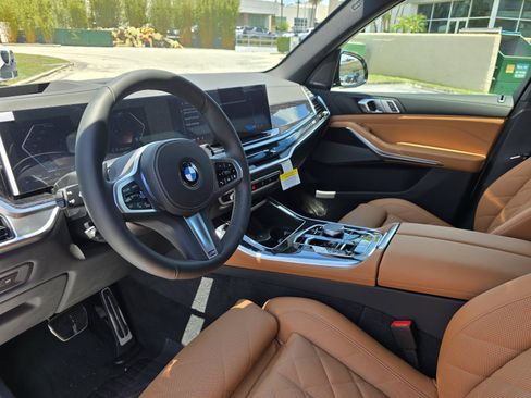 New 2026 BMW X5 xDrive40i w/ M Sport Package AWD/4WD image 14