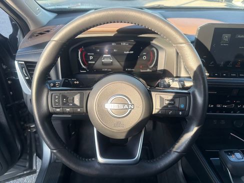 Certified 2023 Nissan Rogue Platinum w/ Platinum Premium Package image 29