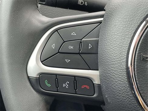 Used 2021 Jeep Compass Latitude image 19