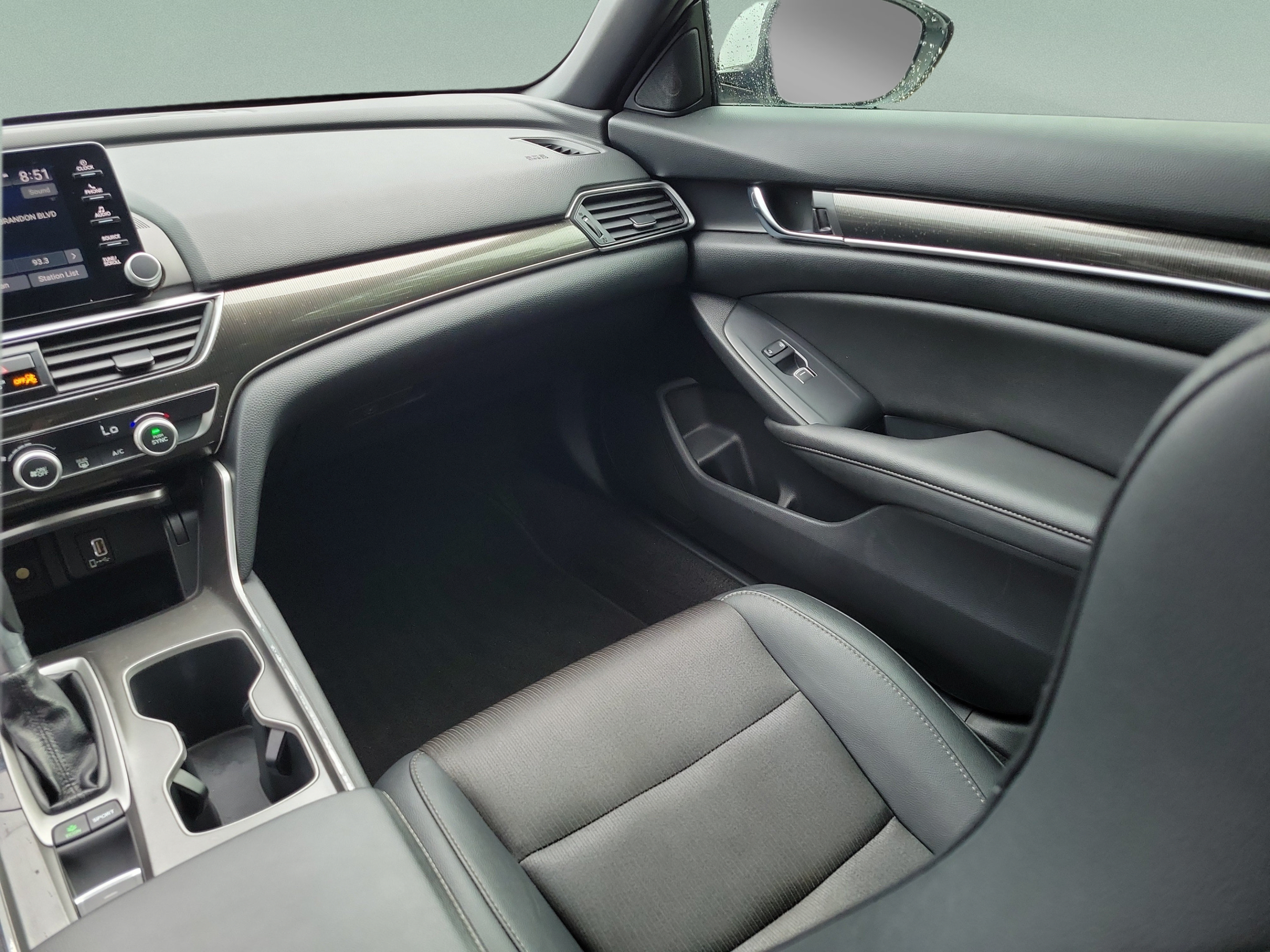 Used 2020 Honda Accord Sport image 10