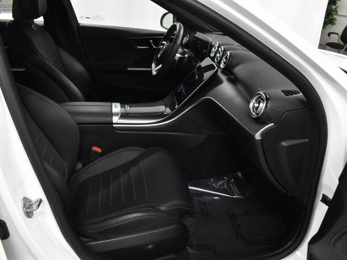 Used 2022 Mercedes-Benz C 300 C 300 image 14