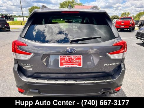 Used 2021 Subaru Forester Premium AWD/4WD image 5