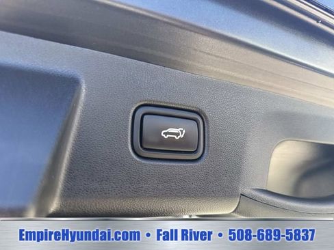 Used 2023 Hyundai Tucson Limited AWD/4WD image 8