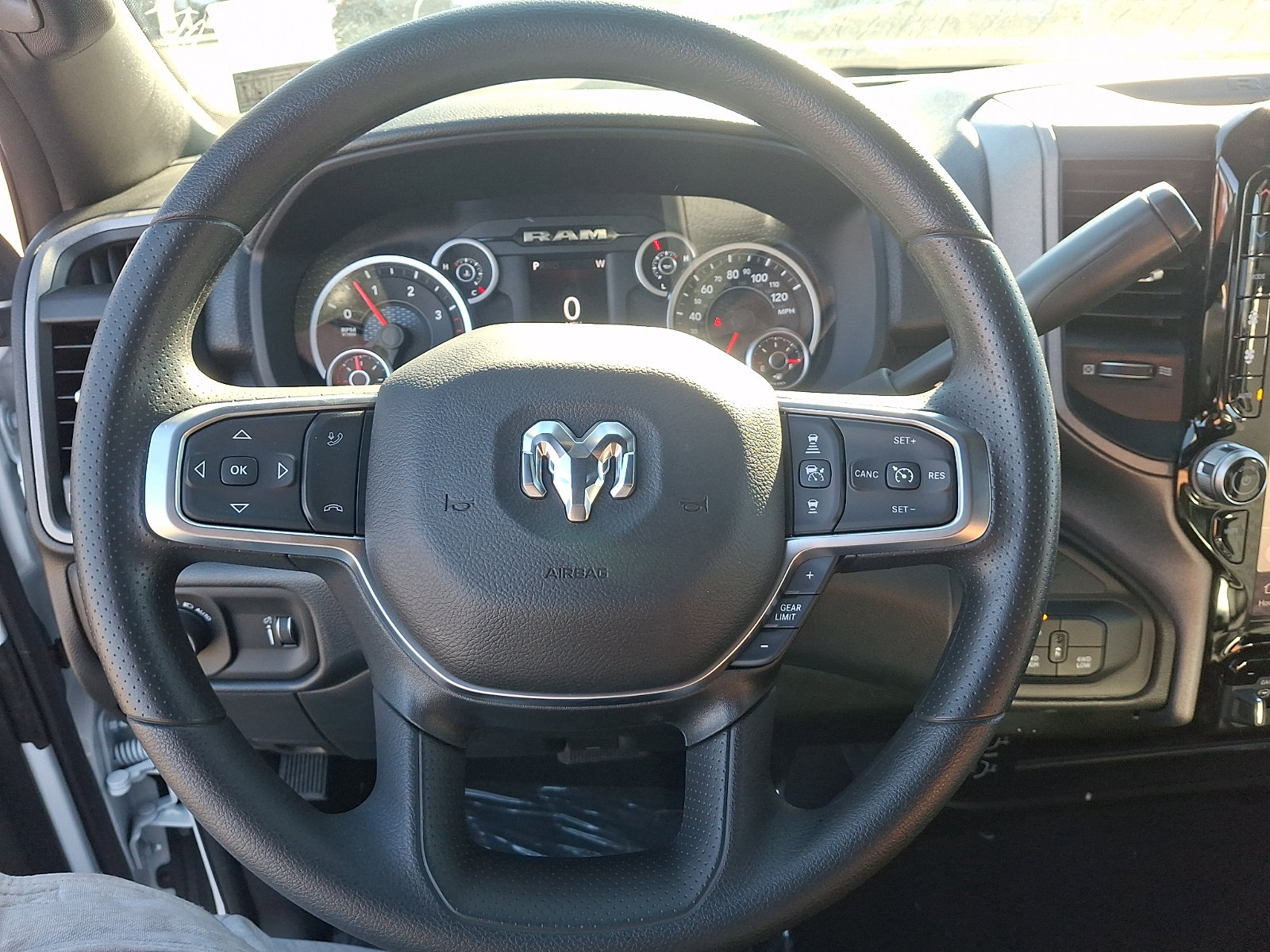 New 2027 RAM 3500 Tradesman AWD/4WD image 16