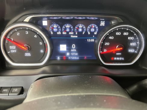 Used 2021 Chevrolet Silverado 1500 High Country w/ Technology Package image 15