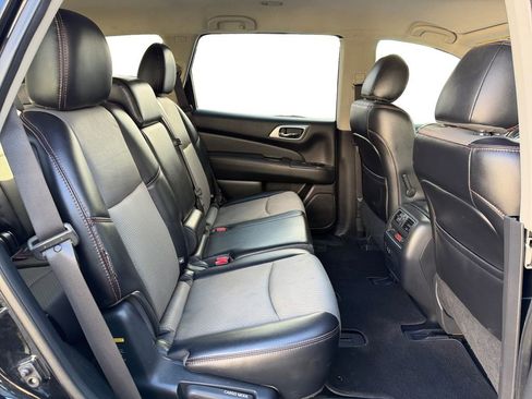 Used 2020 Nissan Pathfinder SV w/ Rock Creek Edition image 14