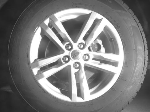 Used 2024 Ford Explorer XLT w/ Equipment Group 202A image 14