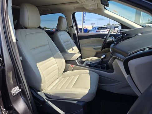 Used 2018 Ford Escape SEL FWD image 21