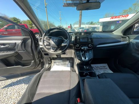 Used 2019 Honda CR-V LX image 13