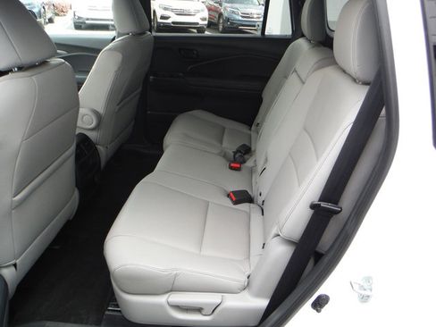 Used 2023 Honda Passport EX-L image 40