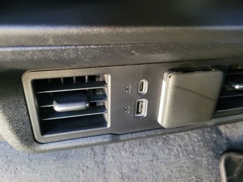 Used 2026 Chevrolet Silverado 1500 LT image 10