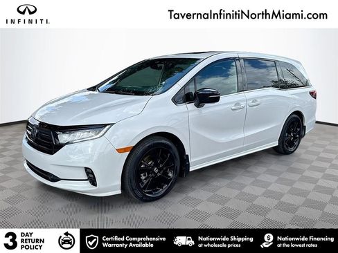 Used 2024 Honda Odyssey Sport image 1