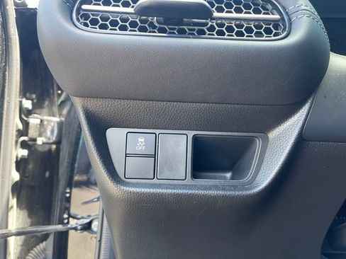 Used 2024 Honda HR-V EX-L image 20