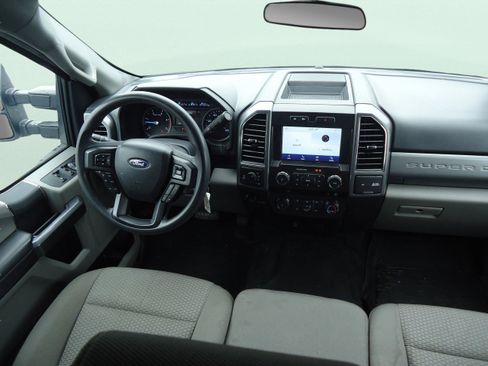 Used 2022 Ford F250 XLT w/ XLT Value Package image 13