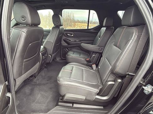 Used 2023 Chevrolet Traverse RS w/ LPO, Cargo Package AWD/4WD image 24