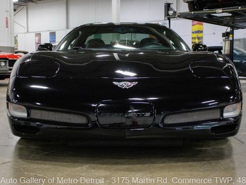 Used 2003 Chevrolet Corvette Z06 w/ Memory Package, 3 Drivers RWD image 12