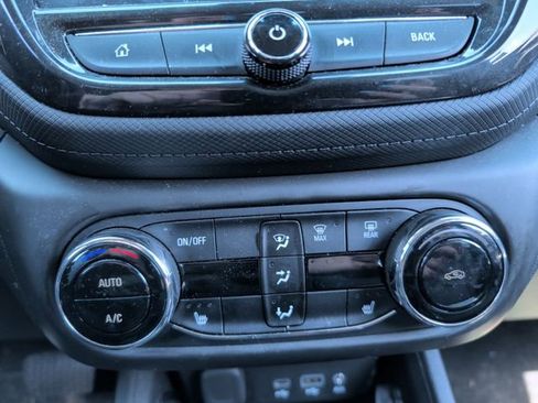 Certified 2023 Chevrolet TrailBlazer LT w/ Convenience Package image 11