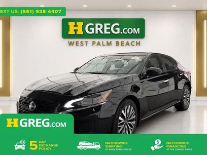 Used 2023 Nissan Altima 2.5 SV