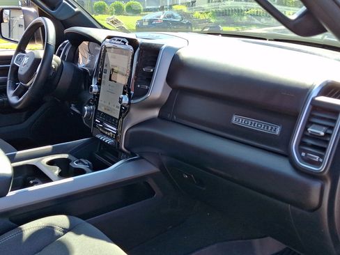 Used 2024 RAM 1500 Big Horn AWD/4WD image 10