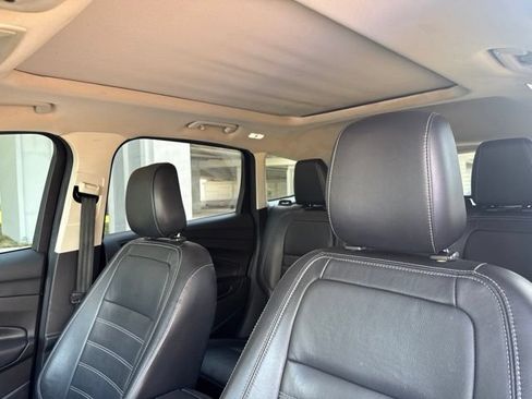Used 2018 Ford Escape Titanium FWD image 10