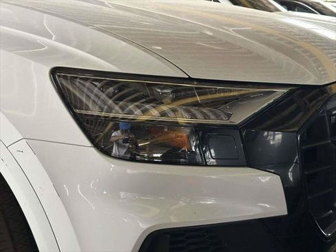 Used 2023 Audi Q8 Premium Plus w/ Premium Plus Package AWD/4WD image 5