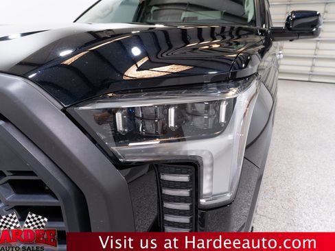 Used 2024 Toyota Tundra Limited AWD/4WD image 8